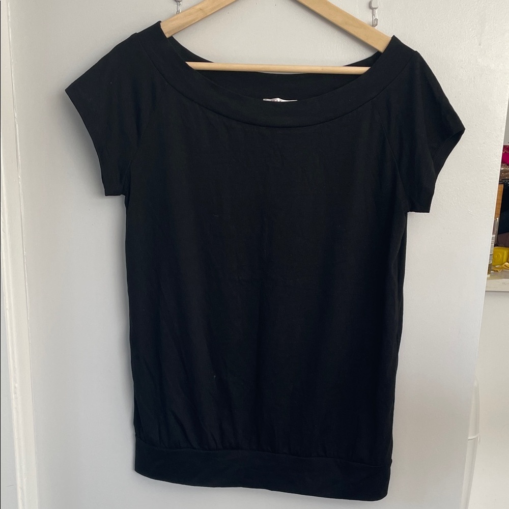 Classic Black Short Sleeve Women's Tee size M